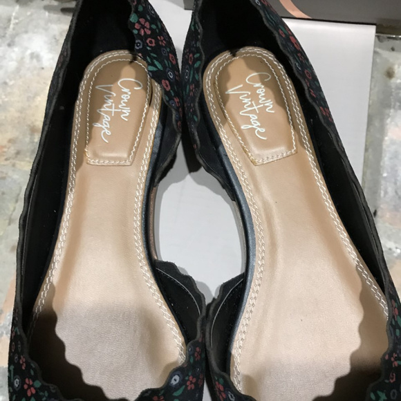 Black floral flats - Picture 2 of 4